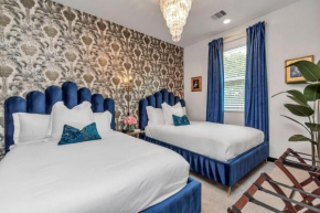 RegencyBlu Grand Getaway - 10 Beds Near Downtown Attractions